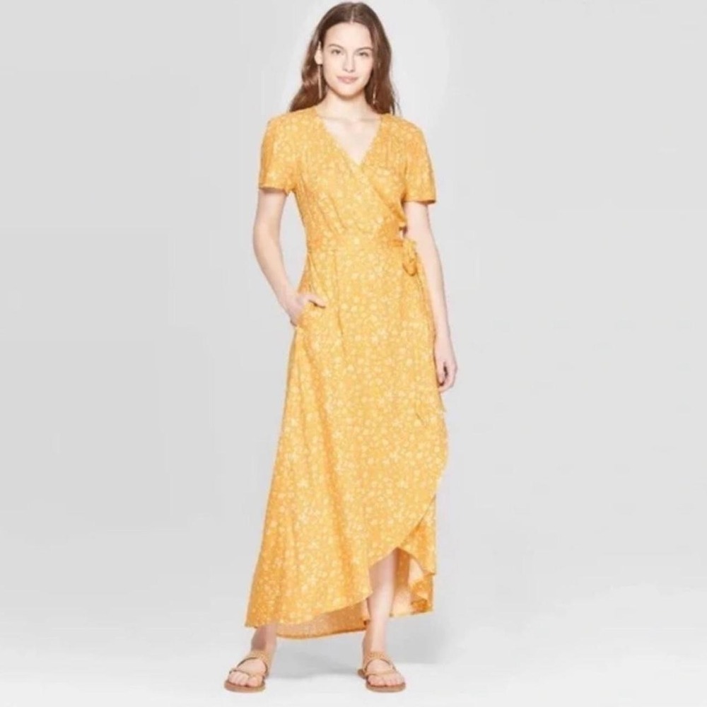 Universal Thread Yellow & White Floral Ruffle Wrap Dress Size L Long Maxi Dress